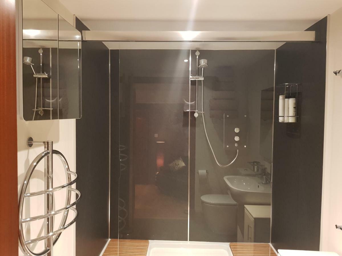 The Smiddy Suite Ellon エクステリア 写真
